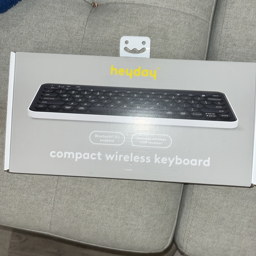 Heyday Compact Wireless Keyboard Bluetooth 5.1 Enabled w/USB Receiver
